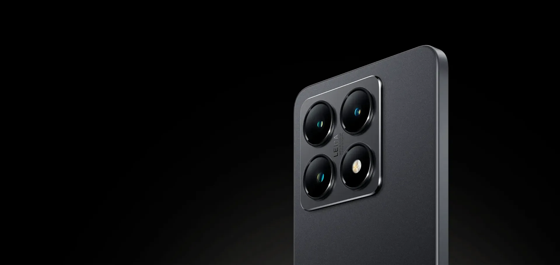 Lente principal Leica com sensor de 50 megapixels com abertura F/1,7 OIS